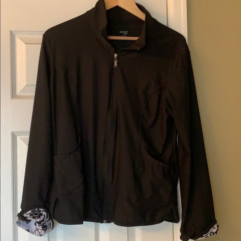 Danskin Now lightweight jacket